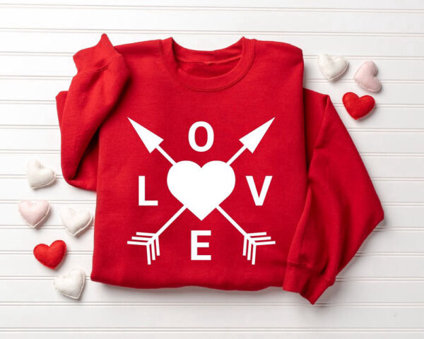 cute-love-heart-sweatshirt-valentines-sweatshirt-valentines-day-gift-for-women.jpeg