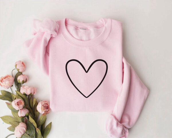 heart-sweatshirt-valentine-sweatshirt-love-sweatshirt-crewneck-sweater-gift-for-women.jpeg